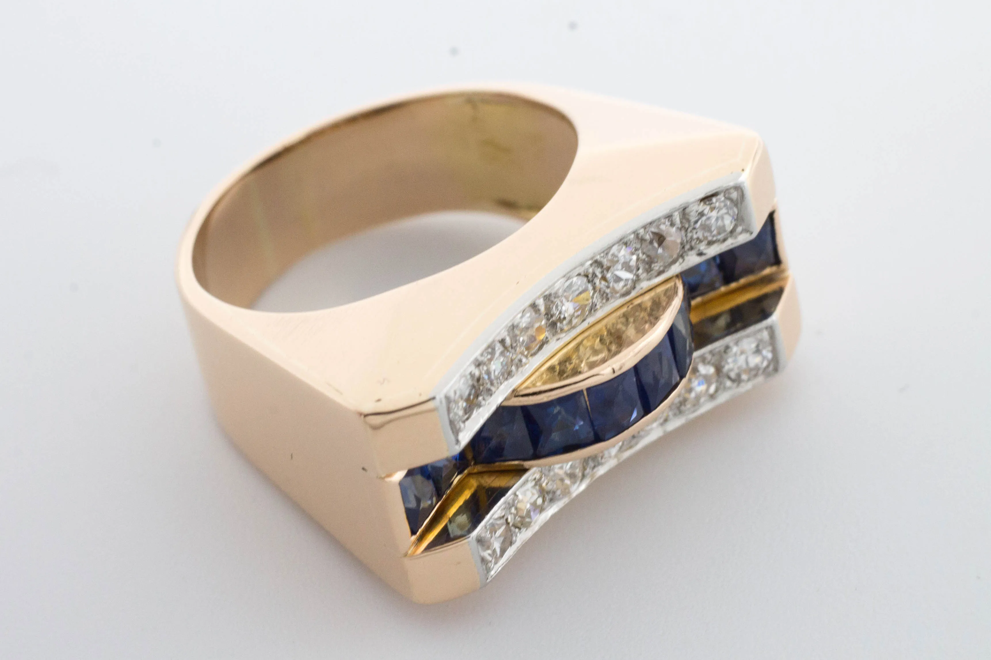 Art Deco style sapphire and diamond ring in rose gold