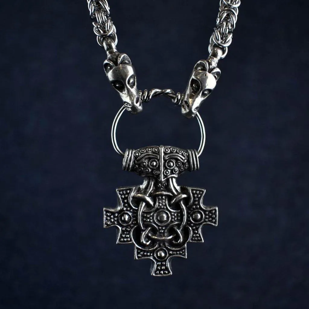 Asgard Hiddensee Pendant on Dragon Chain