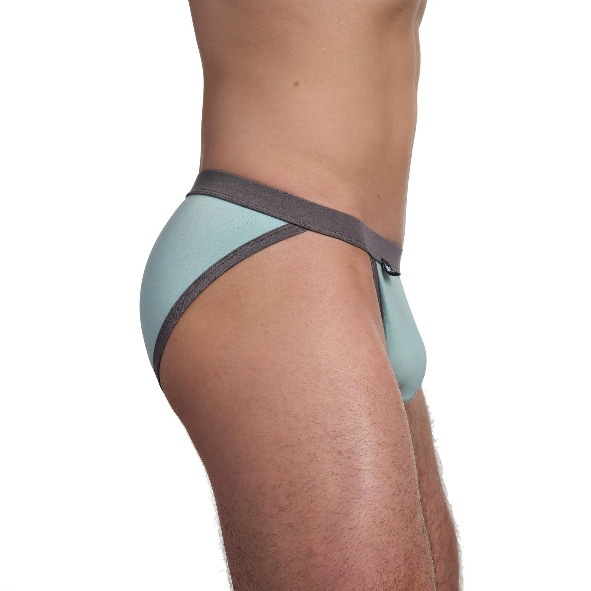 Just The Bones Cloud Sport Brief Sky