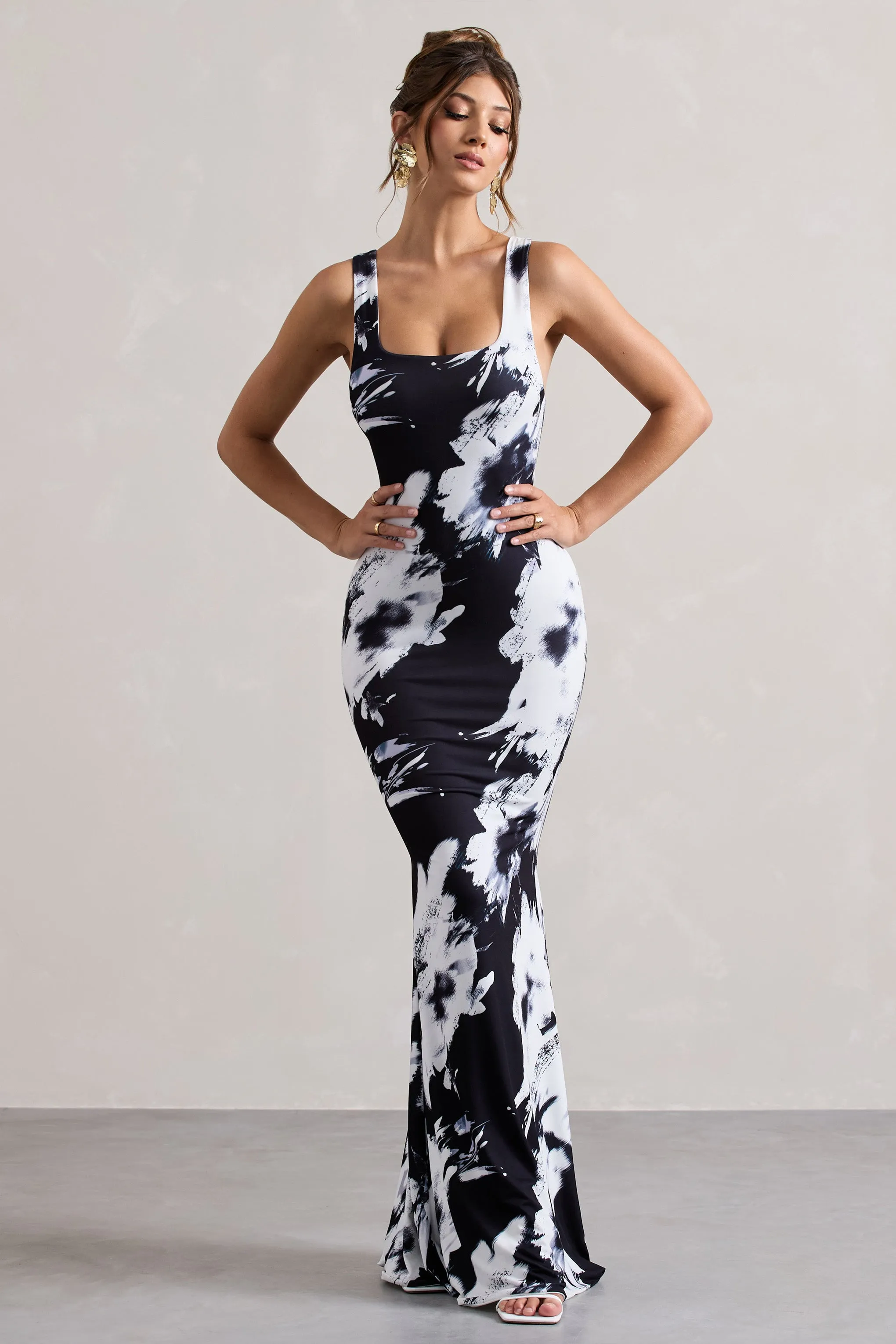 Mahina | Robe longue floral monochrome à décolleté carré