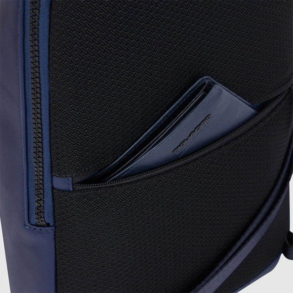 Monospalla Uomo Porta iPad mini PIQUADRO in Pelle Blu Linea Aye - CA6205W119